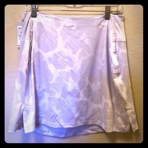 NIKE Golf Skirt NWT Medium